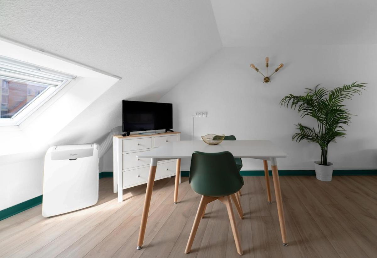 Residence Bains Callou Situee Face Aux Thermes ヴィシー 部屋 写真
